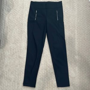 Athleta Headlands Hybrid Tight size 10. Excellent condition.